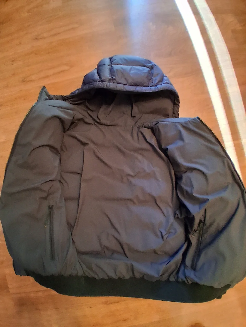 Triple Fat Goose Men's Small/Womens Medium Navy Hooded Puffer Jacket - Quilted